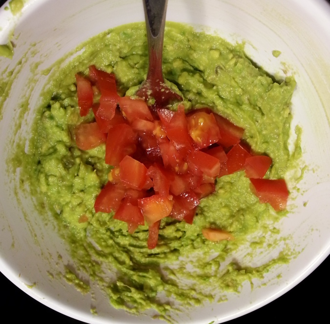 Make your easy guacamole! Just avocado and garlic powder, salt and tomatoes.